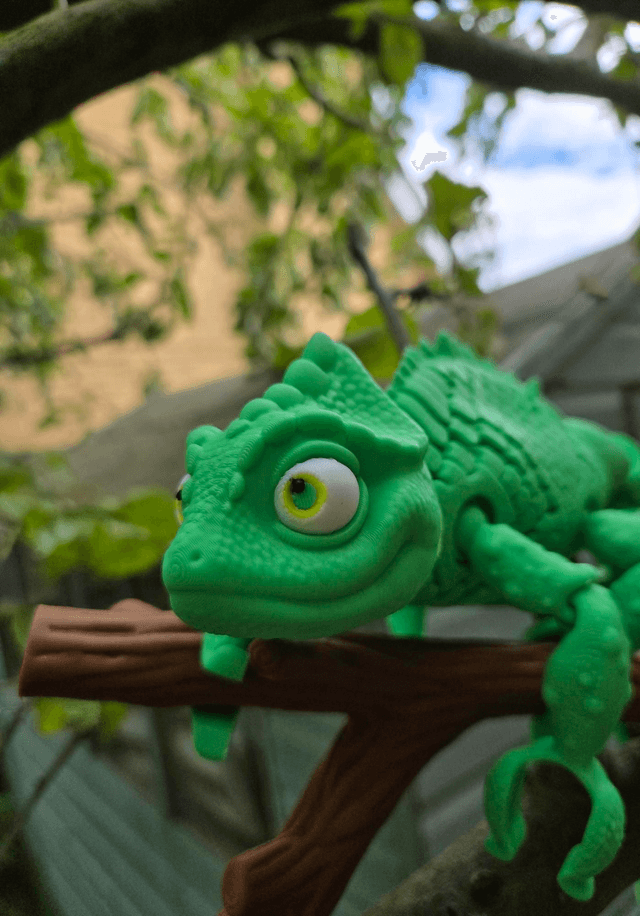 Articulated chameleon
