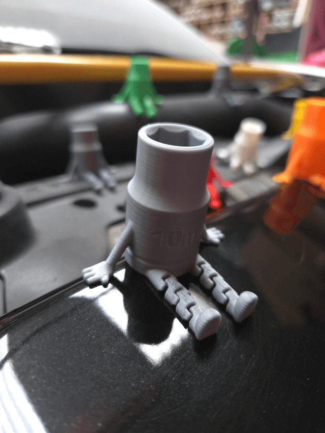 10mm socket buddy
