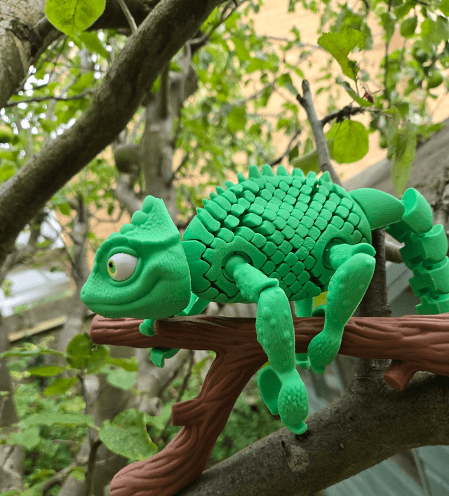 Articulated chameleon