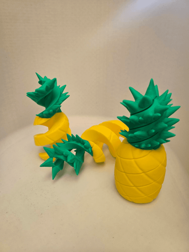 Pineapple helix fidget toy